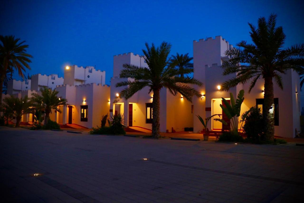 Coastline Resort Al-Musannah Extérieur photo